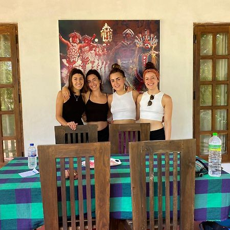 Lake Island Home Stay Dambulla Eksteriør billede