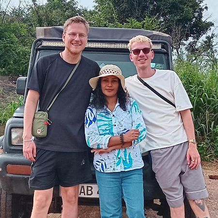 Lake Island Home Stay Dambulla Eksteriør billede