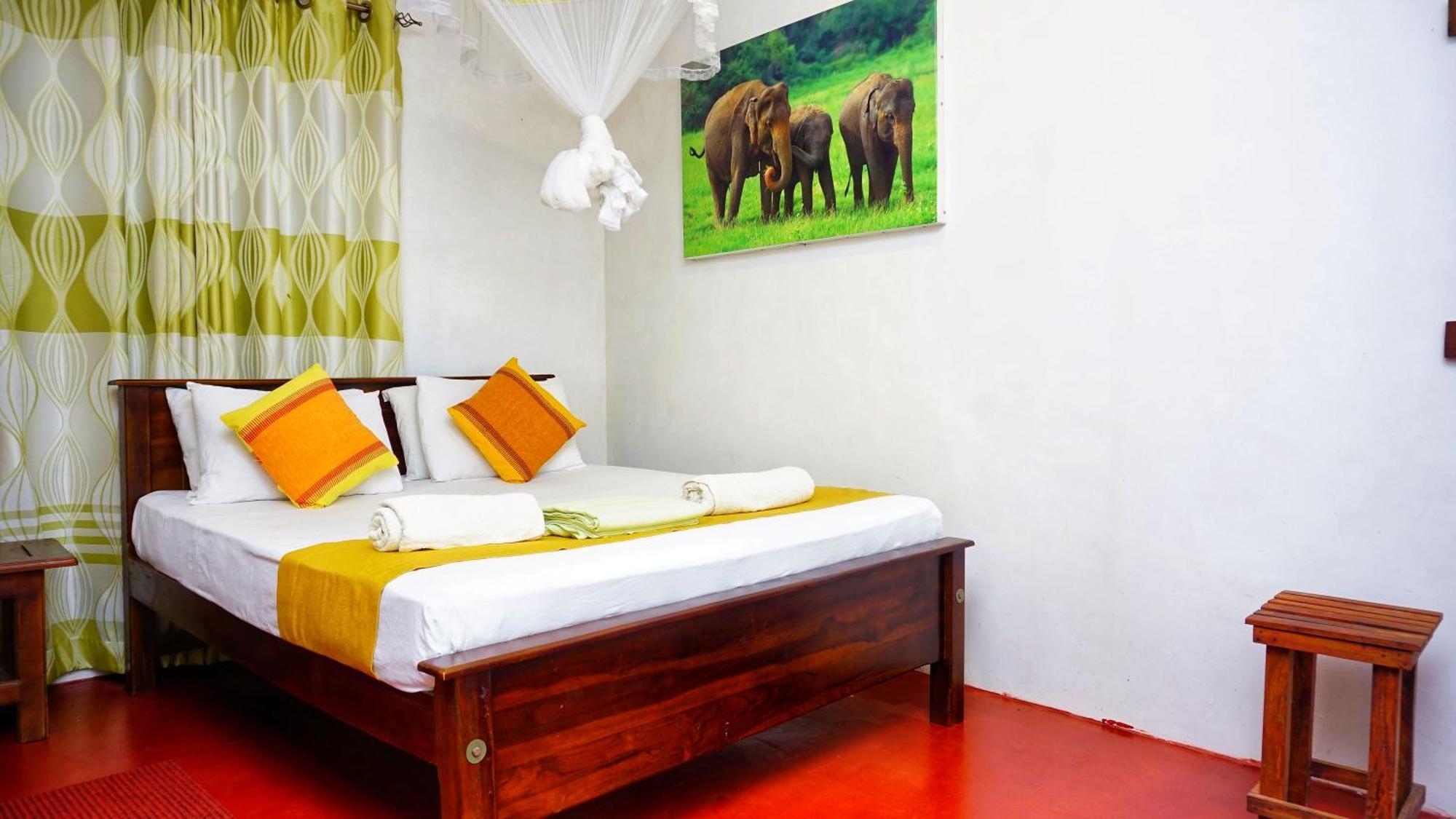 Lake Island Home Stay Dambulla Eksteriør billede