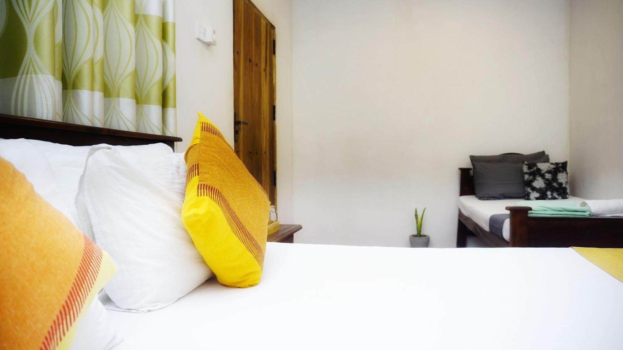 Lake Island Home Stay Dambulla Eksteriør billede